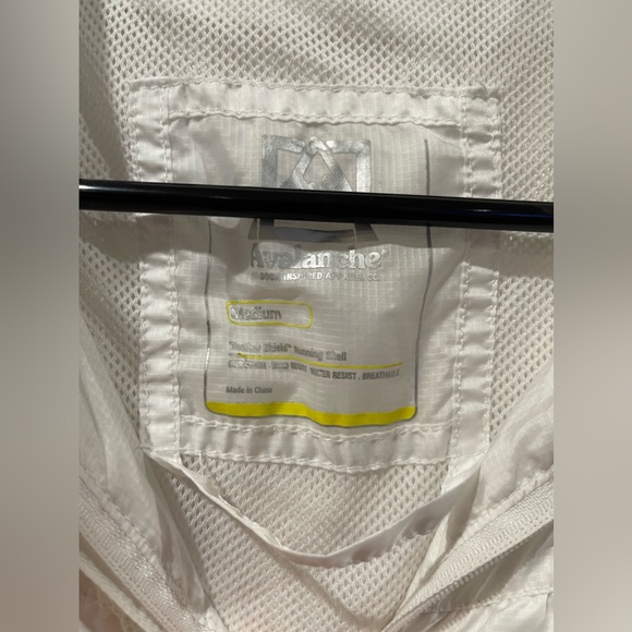 AVALANCHE Full Zip Jacket Weather Shield Running Shell White Women's Size MEDIUM - Picture 2 of 6